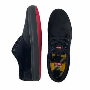 Globe Winslow Black Cord. Men’s Size 9